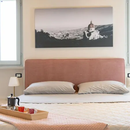 Luana Villa Cortona